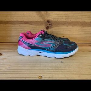 Skechers Go Run Ride 4 women’s size 11